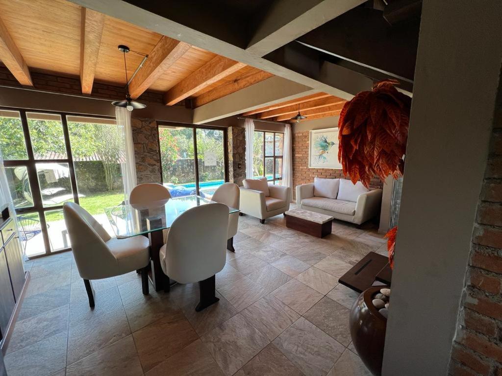 Casa Ndomi Villa Valle de Bravo Bagian luar foto