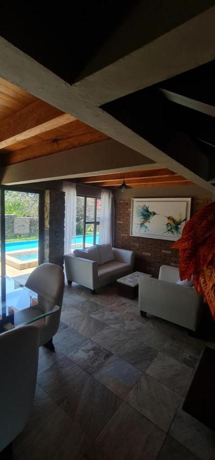Casa Ndomi Villa Valle de Bravo Bagian luar foto